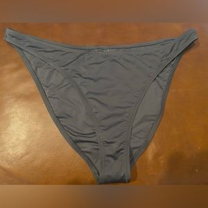 NWT! Skims 4x bikini bottom